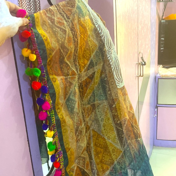 ❌❌SOLD❌❌Trending kaftan tunic with pompom - Picture 5 of 11